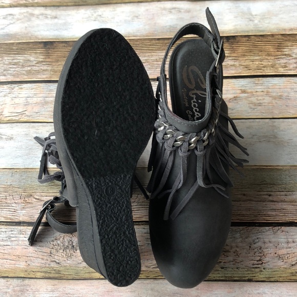 Women’s Sbicca Allegretto Gray Fringe Mule Bootie - Picture 8 of 8